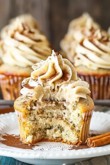 Cinnamon Roll Cupcakes