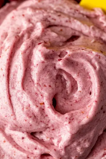Creamy Raspberry Frosting